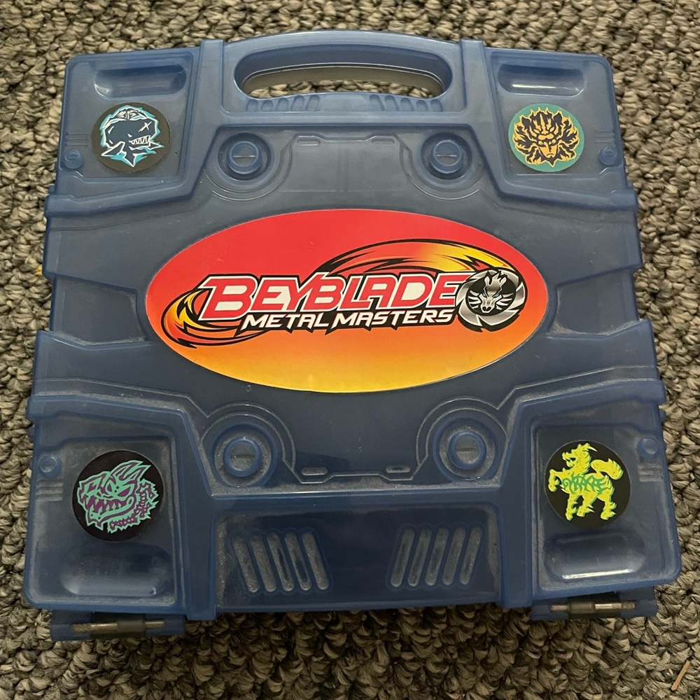 Vintage 2000s Beyblades Metal Masters Case